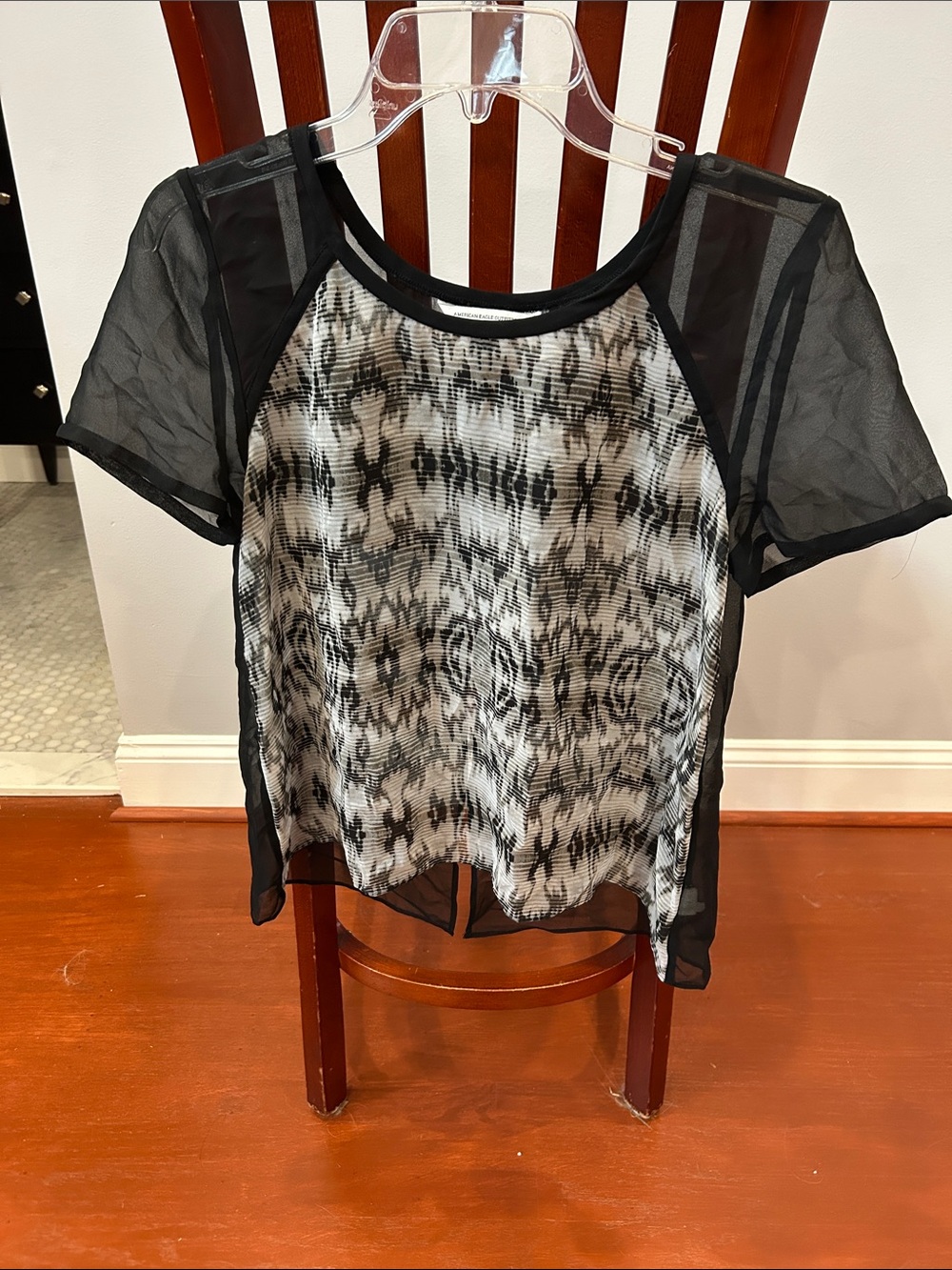 American Eagle Outfitters Black and White Sheer Printed Short Sleeve Top